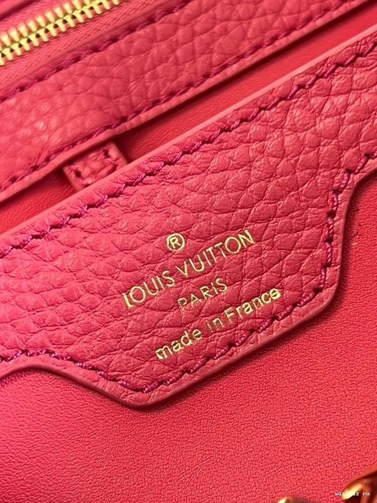 WIS CAPUCINES Vuitton Louis MM 0207